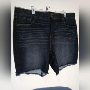 JEANS SHORTS. New.